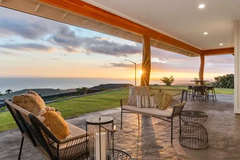 76-4306 Liholiho Place Kailua Kona HI 96740