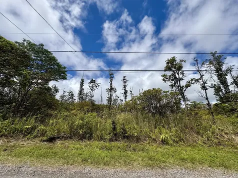 37th Avenue Keaau HI 96749