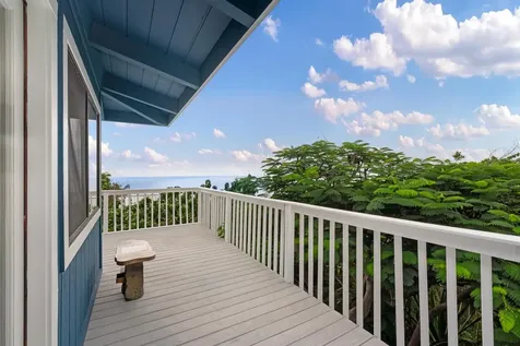 Captain Cook HI 96704