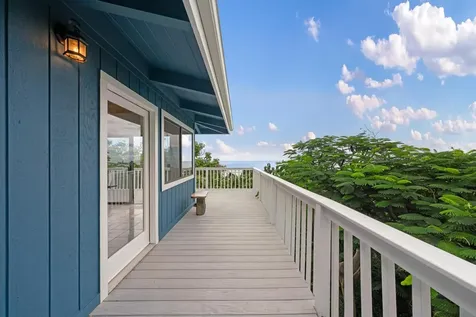 Captain Cook HI 96704