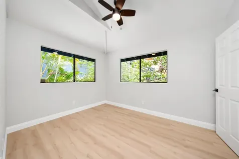 Captain Cook HI 96704