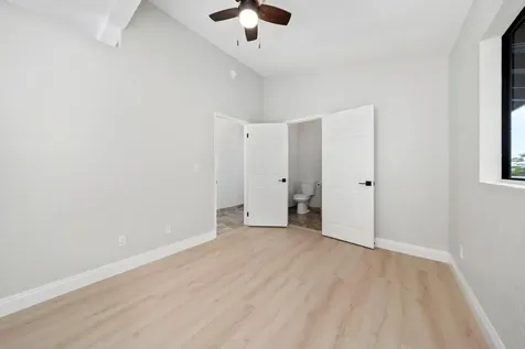 Captain Cook HI 96704