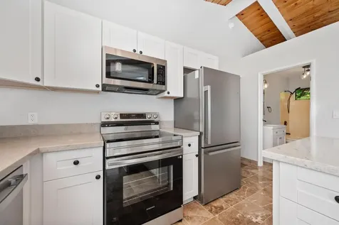 Captain Cook HI 96704