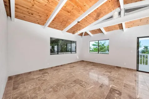 Captain Cook HI 96704