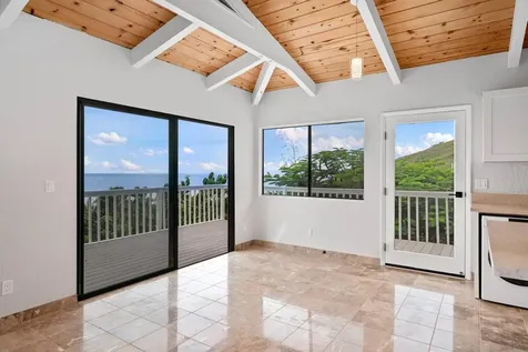 Captain Cook HI 96704