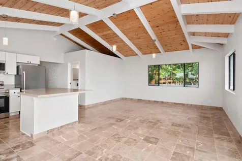 Captain Cook HI 96704