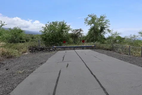 85-4471 Kapia Road Captain Cook HI 96704