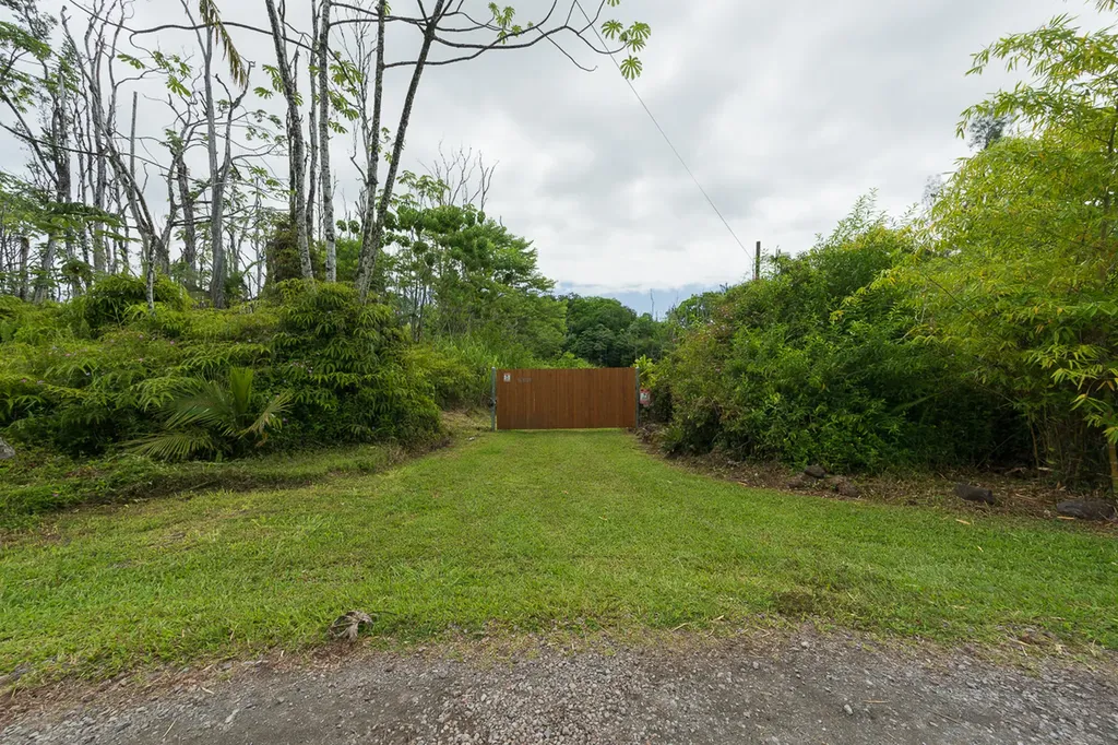 16-1823 39th Avenue Keaau HI 96749