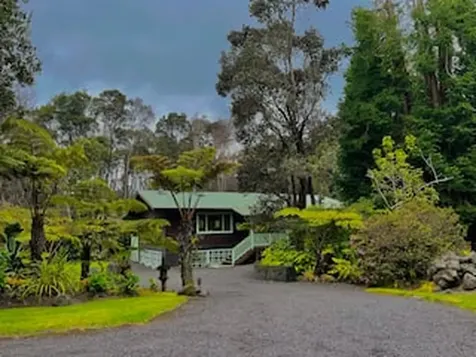 19-4318 Haunani Road Volcano HI 96785