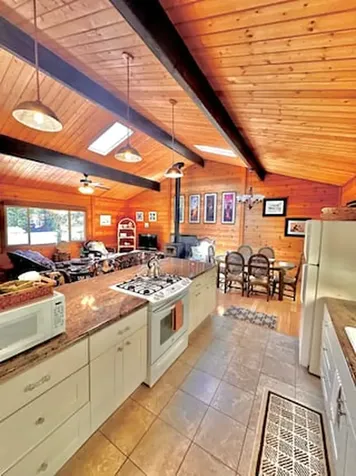 19-4318 Haunani Road Volcano HI 96785