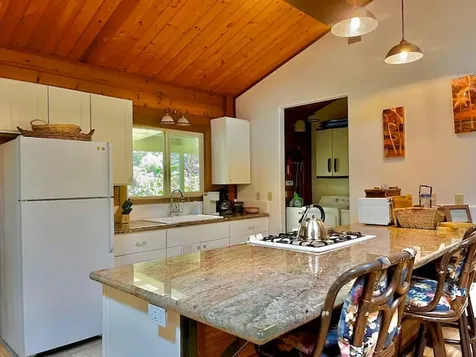 19-4318 Haunani Road Volcano HI 96785