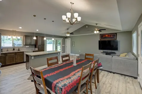 15-1983 14th Avenue Keaau HI 96749