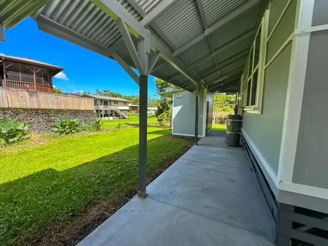 956 Kaumana Drive Hilo HI 96720