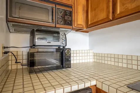 101 Aupuni Street Hilo HI 96720