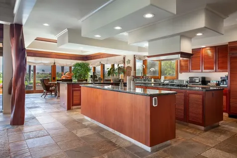 68-131 E Pukaua Place Kamuela HI 96743