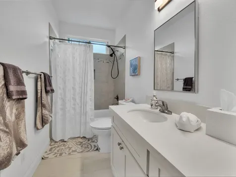 75-6009 Alii Drive Kailua-kona HI 96740