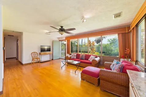 82-6274 Kahauloa Street Captain Cook HI 96704