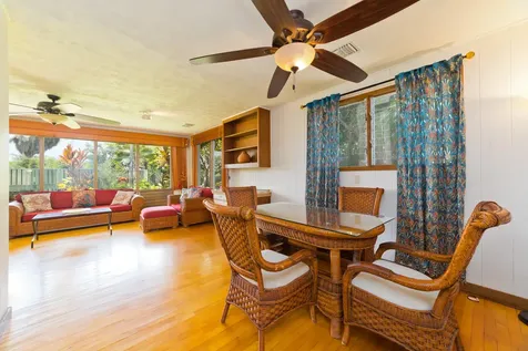 82-6274 Kahauloa Street Captain Cook HI 96704