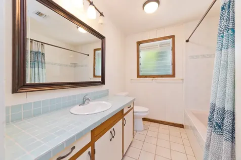 82-6274 Kahauloa Street Captain Cook HI 96704