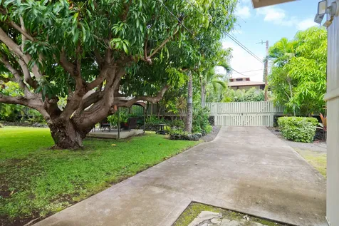 82-6274 Kahauloa Street Captain Cook HI 96704