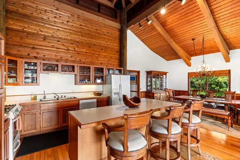 75-5339-g Mamalahoa Highway Holualoa HI 96725