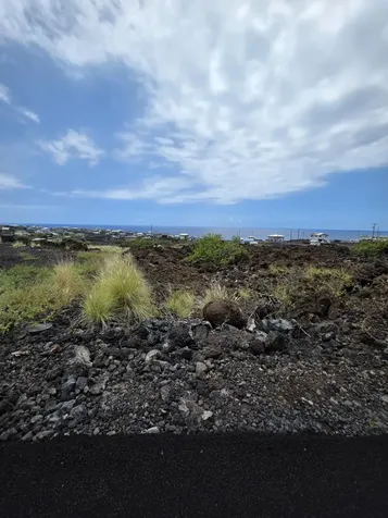 Umi Avenue Captain Cook HI 96704