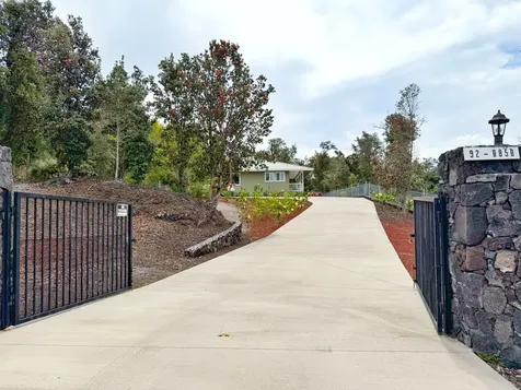 92-8858 Paradise Parkway Ocean View HI 96737