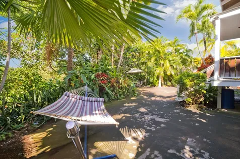 82-6011 Lower Napoopoo Road Captain Cook HI 96704