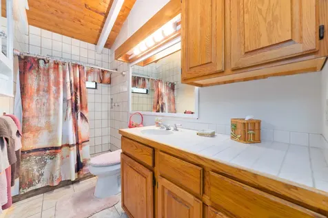 82-6011 Lower Napoopoo Road Captain Cook HI 96704