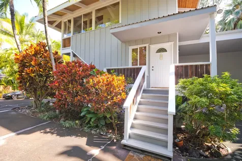 82-6011 Lower Napoopoo Road Captain Cook HI 96704