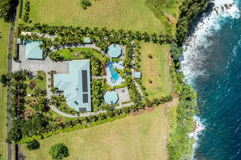 31-212 Hawaii Belt Road Ninole HI 96773