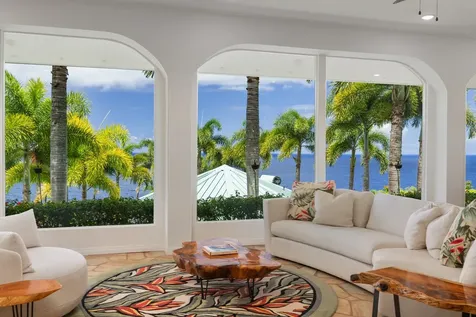 31-212 Hawaii Belt Road Ninole HI 96773