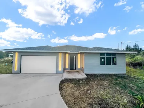 94-5883 Kalai Waa Place Naalehu HI 96772