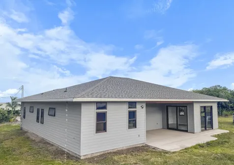 94-5883 Kalai Waa Place Naalehu HI 96772