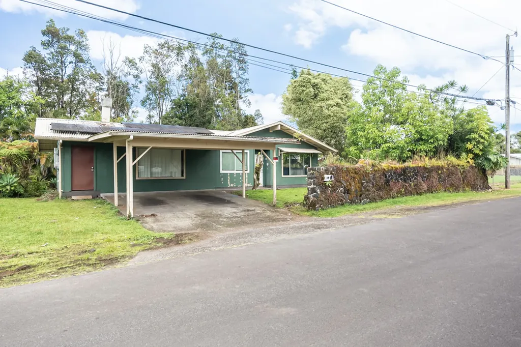 137 Kuakolu Place Hilo HI 96720