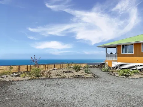 92-745 Kona Gardens Road Ocean View HI 96737