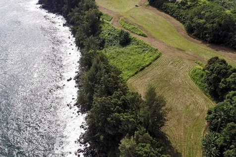 29-3818 Hawaii Belt Road Hakalau HI 96710