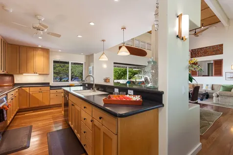 69-1634 Puako Beach Drive Kamuela HI 96743