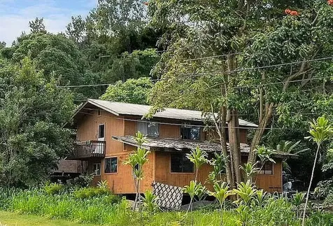 81-2026 Haku Nui Road Captain Cook HI 96704