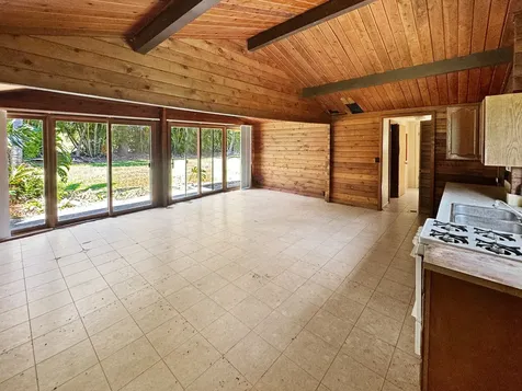 55-1096 Kaauhuhu Homestead Road Hawi HI 96755