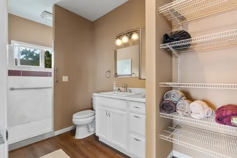 36-2331 Old Mamalahoa Highway Laupahoehoe HI 96764