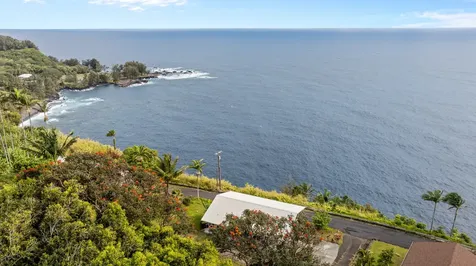 36-2331 Old Mamalahoa Highway Laupahoehoe HI 96764