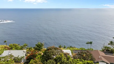 36-2331 Old Mamalahoa Highway Laupahoehoe HI 96764