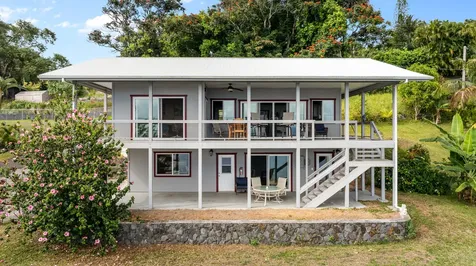 36-2331 Old Mamalahoa Highway Laupahoehoe HI 96764