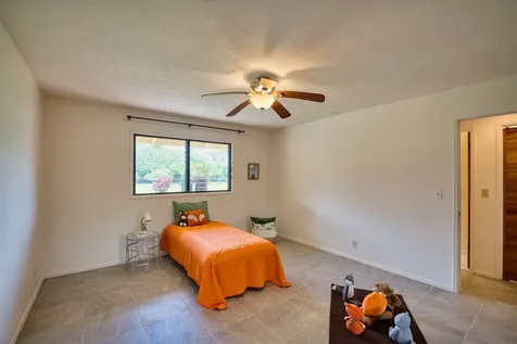 708 Kukuau Street Hilo HI 96720