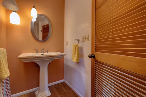 254 Kaiulani Street Hilo HI 96720