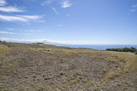 Maluhi Street Kamuela HI 96743