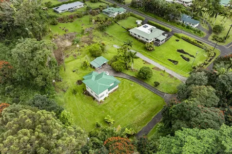 14 Waiau Street Hilo HI 96720