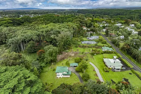 14 Waiau Street Hilo HI 96720