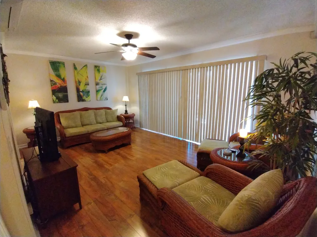 75-5719 Alii Drive Kailua-kona HI 96740